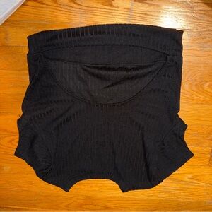 Elegant Black Ribbed Crop Top